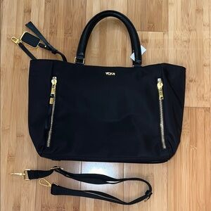 Tumi VOYAGEUR
Valetta Large Tote